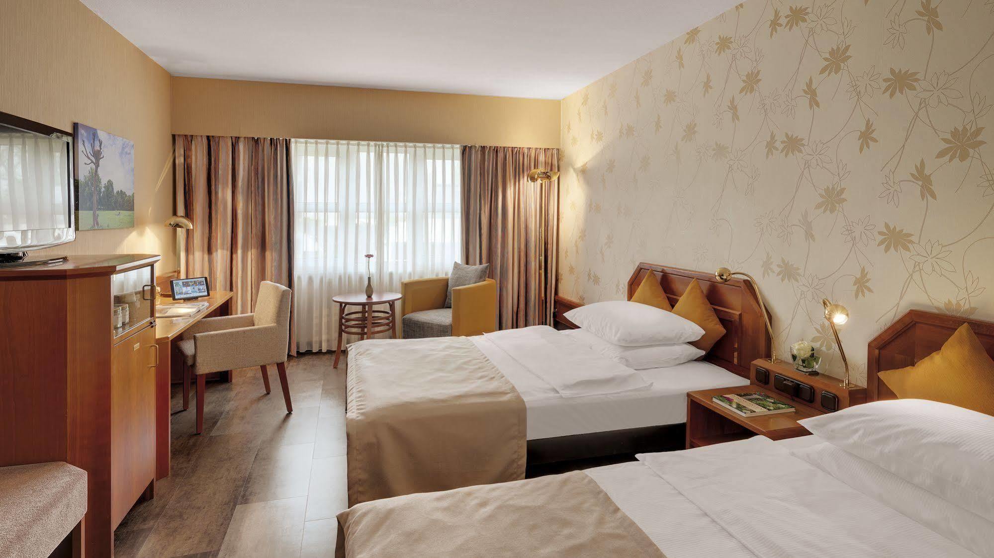 Best Western Plus Hotel Kassel City Exterior photo
